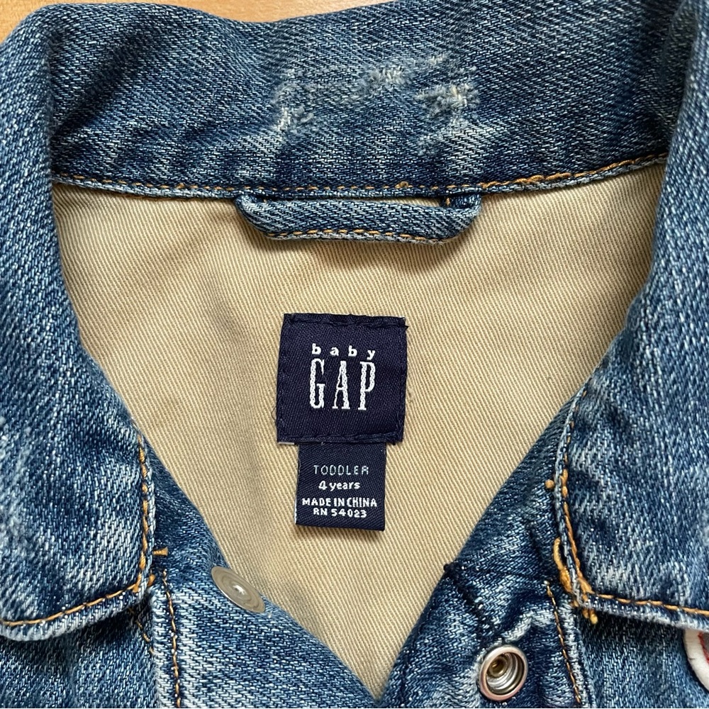GAP kids Jean Jacket - Picture 3 of 6